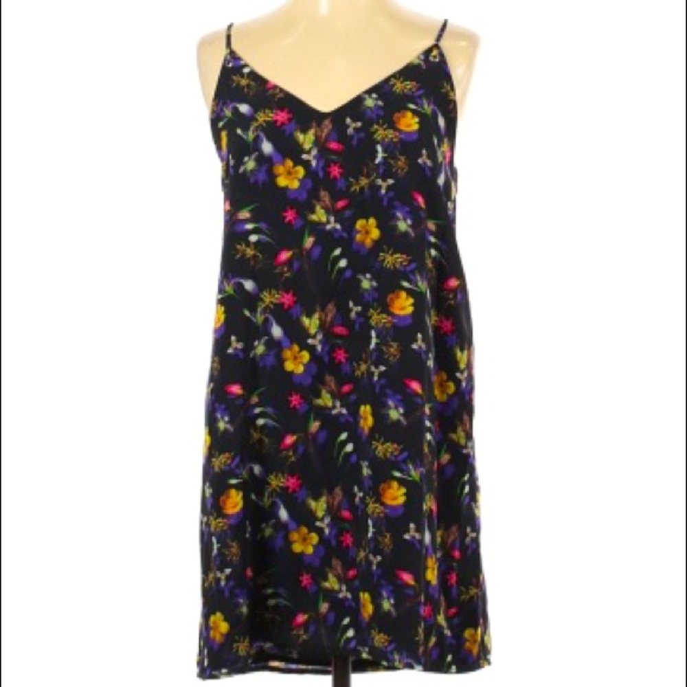 Top Shop Ditsy Black Floral Casual Dress